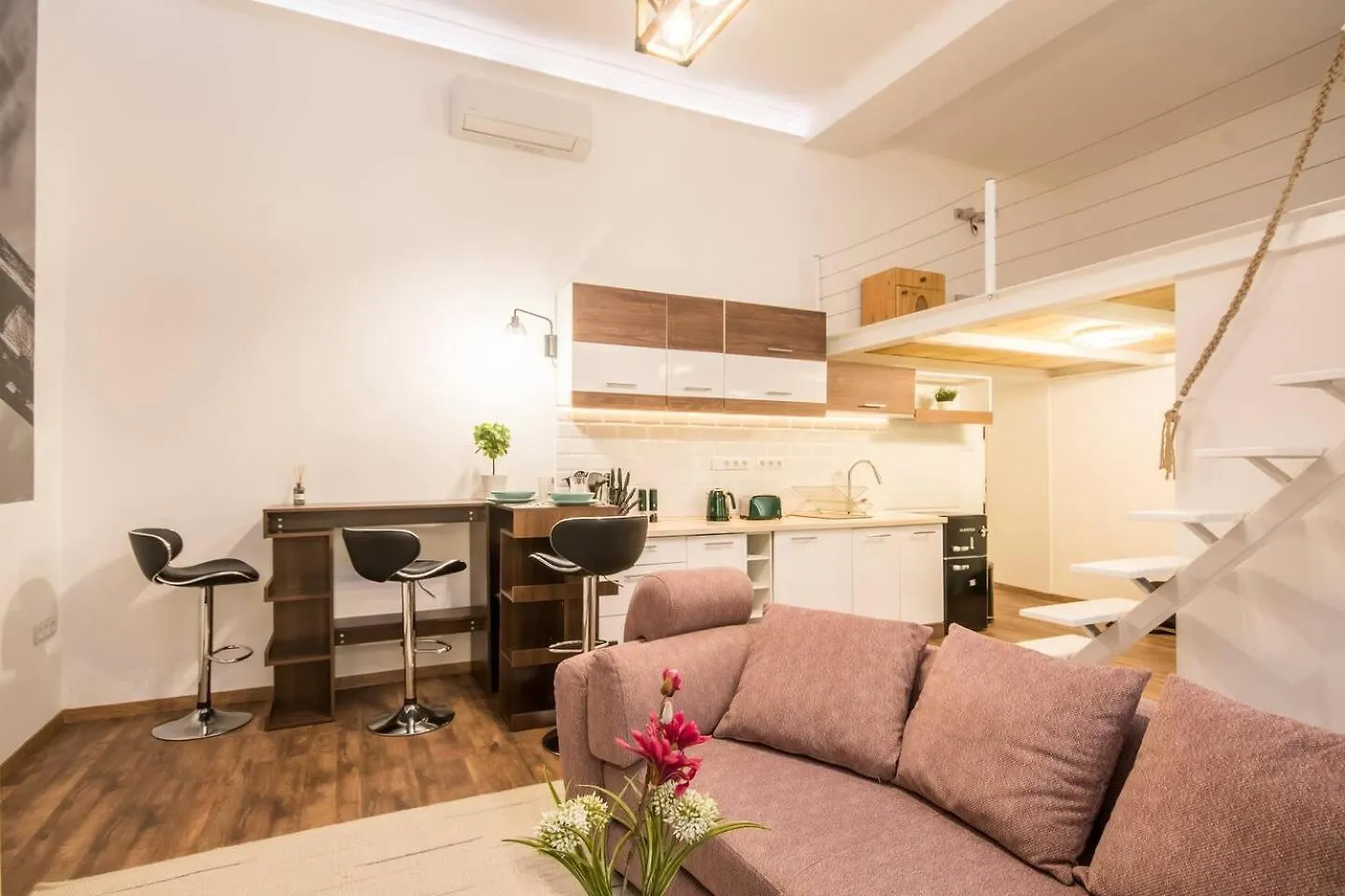 Brody Holiday-Calm And Comfort With Two Double Bed Budapest Hungary