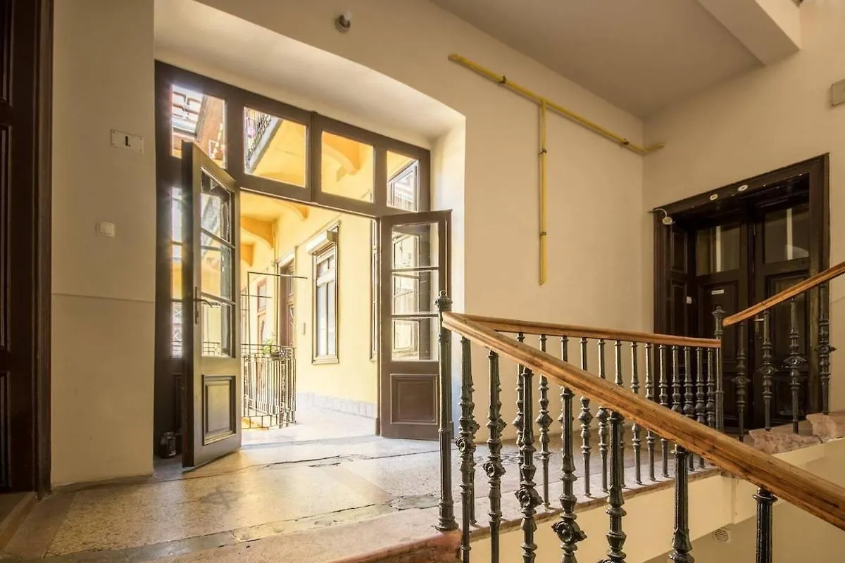 Brody Holiday-Calm And Comfort With Two Double Bed Budapest 0*,