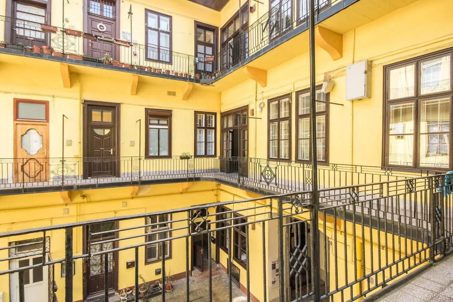 Apartment Brody Holiday-Calm And Comfort With Two Double Bed Budapest