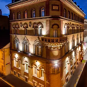 Hotel Museum, Budapeste