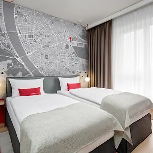 4* Hotell Intercityhotel